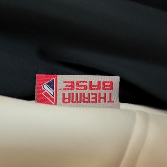 MINNESOTA TWINS AUTHENTIC COLLECTION WOMENS BOMBER jacket size large - Picture 10 of 17